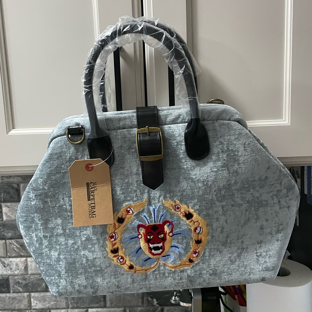 Max Carpet Works Bag AHD Devils Mouth Satchel